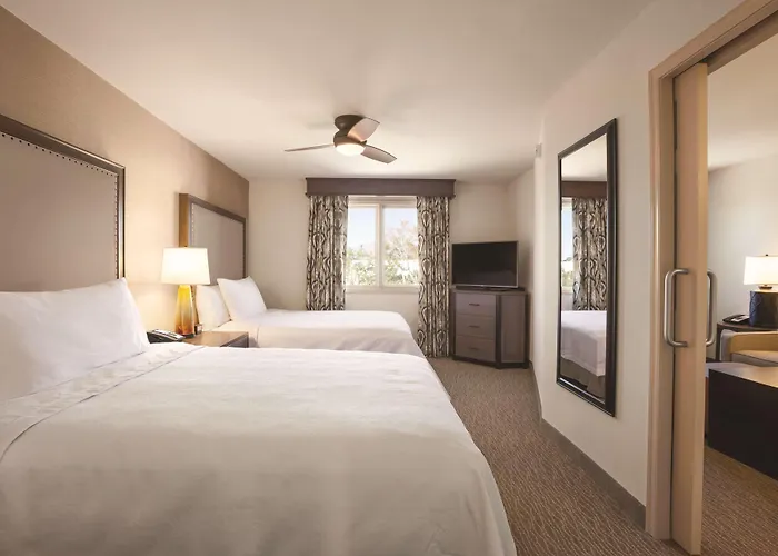 Homewood St. Philip's Plaza Hotel Tucson
