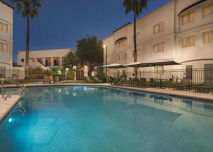 Homewood St. Philip's Plaza 3* Tucson