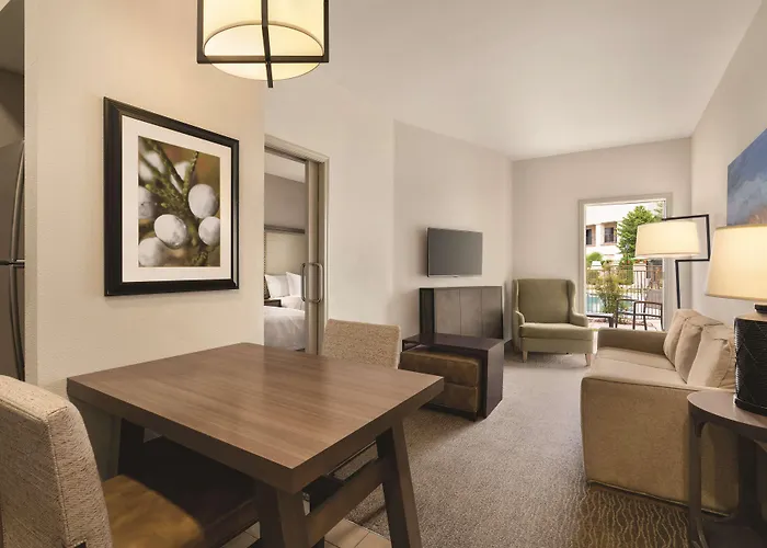 Homewood St. Philip's Plaza Hotel 3*