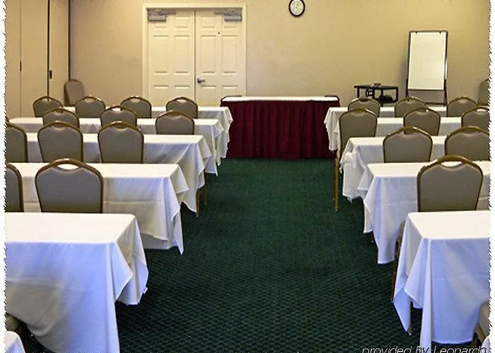 Homewood St. Philip's Plaza Hotel 3*