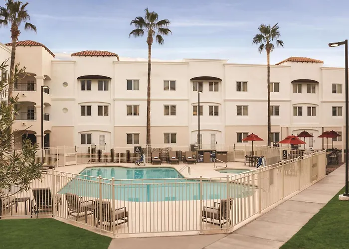 Homewood St. Philip's Plaza Hotel 3*