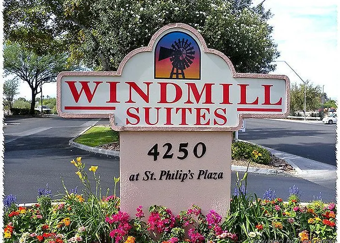 Homewood St. Philip's Plaza 3*